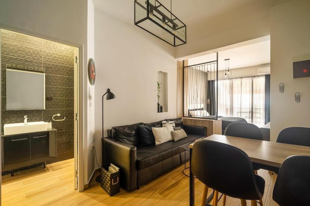 Super Stylish Apartments In The Heart Of Athens! Екстер'єр фото